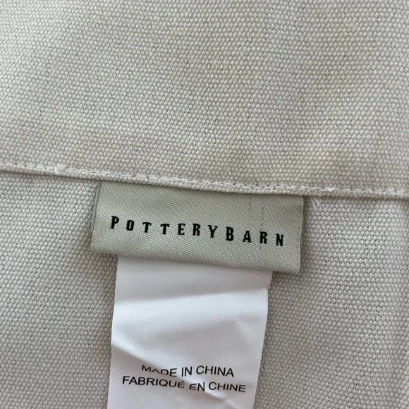 Pottery Barn Outdoor Grommet Ridea, 50 x 96 inches/ 127 x 243 cm. Never used. - Picture 8 of 10